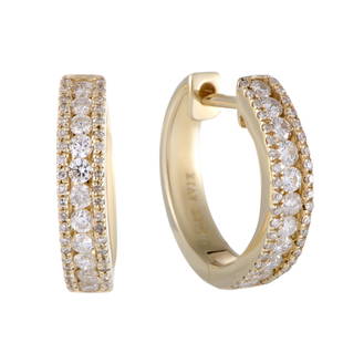 14K Yellow Gold 0.50 ct Diamond Hoop Earrings: Marvelously combined into creating an incredibly luxurious sight, the gleaming 14K yellow gold and the scintillating diamonds lend their opulent allure to these gorgeous hoop earrings. The pair