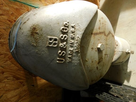 US&S cast iron tear drop shaped crossing bell (1 of 2)