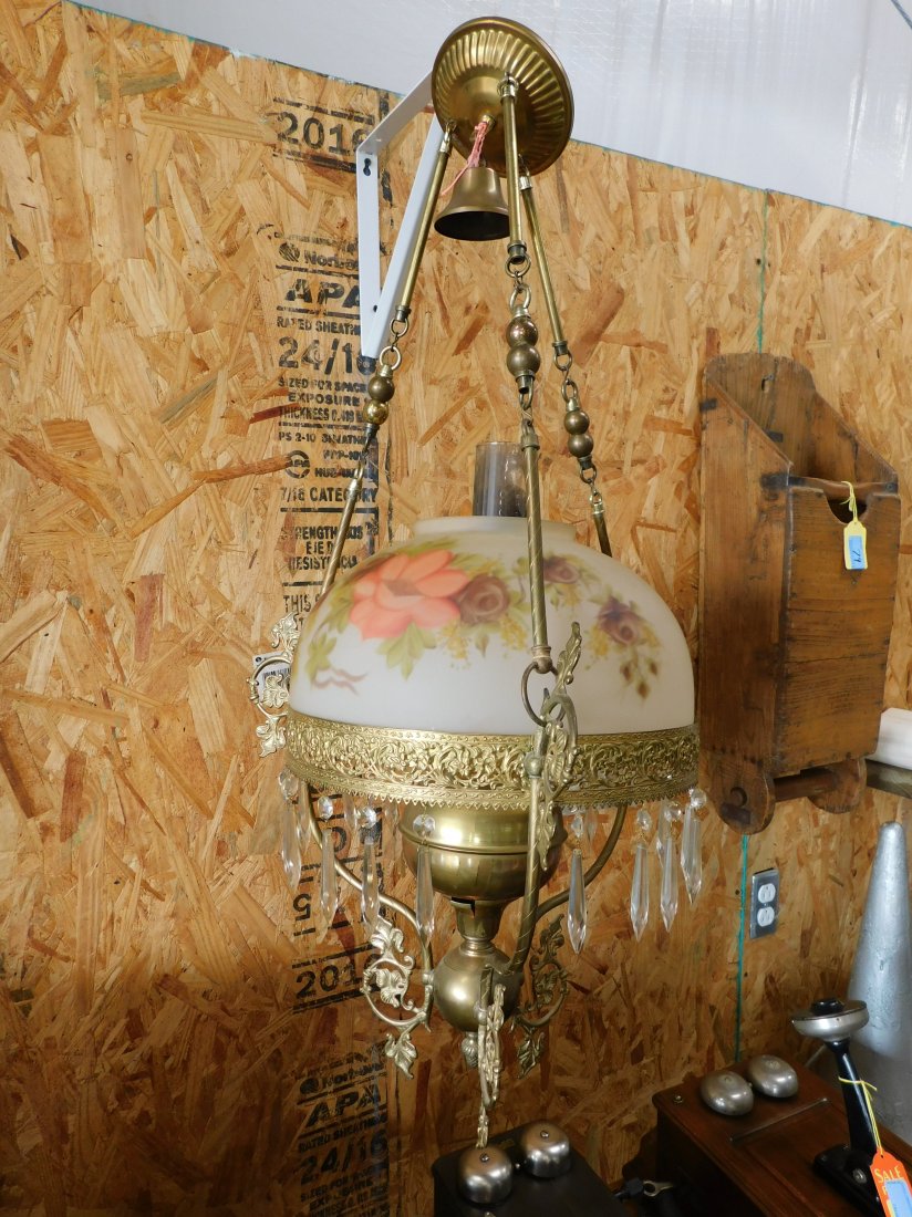 Gone with the Wind Style Chandelier (oil): Brass oil chandelier "Gone with the wind, some cracks in the brass, good condition, see pictures for condition