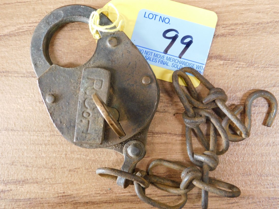 Reading Railroad Cast Brass Lock with Key: Reading railroad cast brass lock with chain and key, good condition