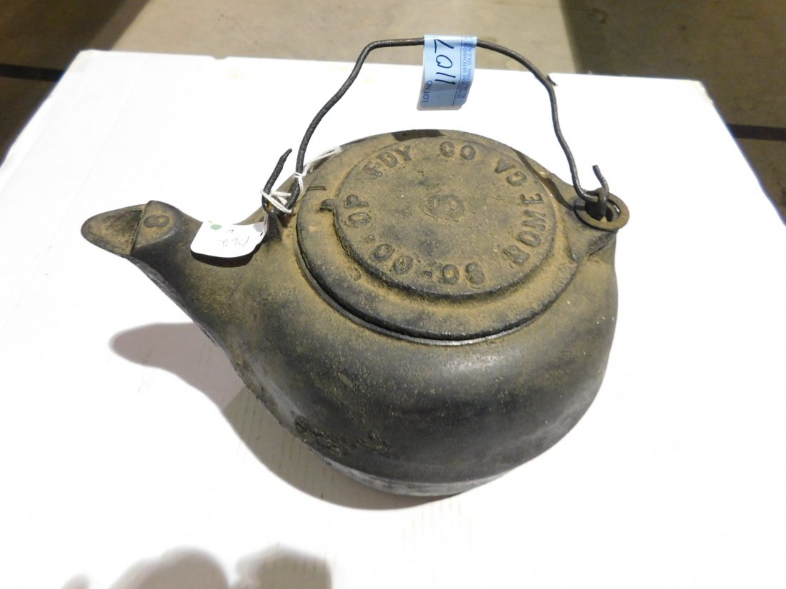 Cast Iron 8 Quart Tea Kettle: Cast iron 8 quart tea kettle with spout, lid and wire handle. Overall very good condition.