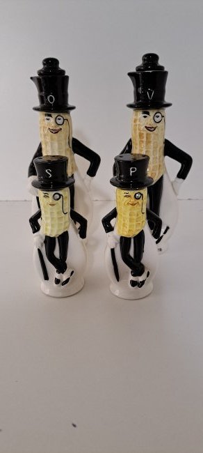 ceramic mr peanut oil& vinegar cruet set& salt and pepper set (1 of 3)
