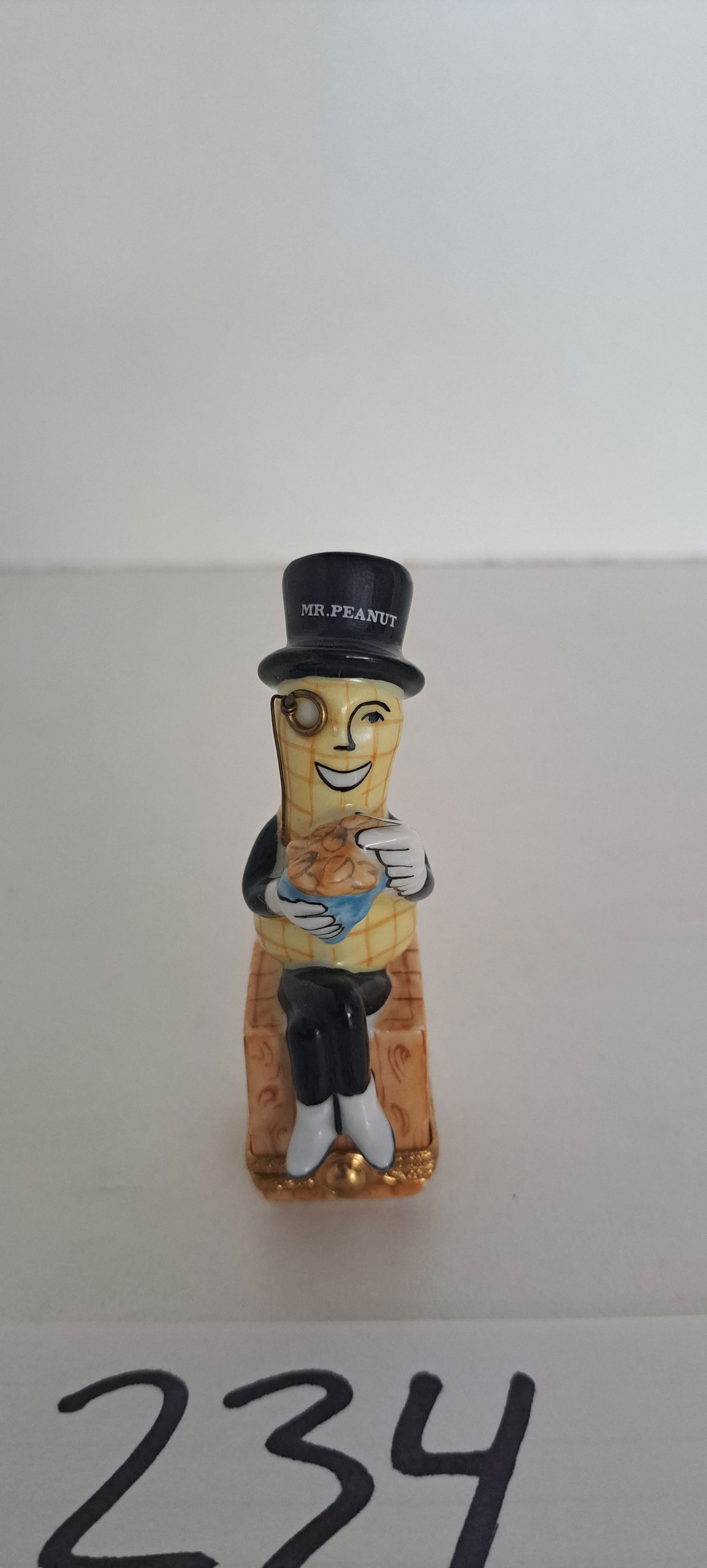small Mr. Peanut trinket box (1 of 6)