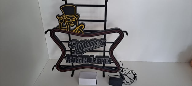 Mr. Peanut/Miller Highlife LED sign