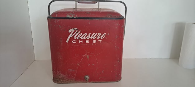 Pleasure Chest metal cooler