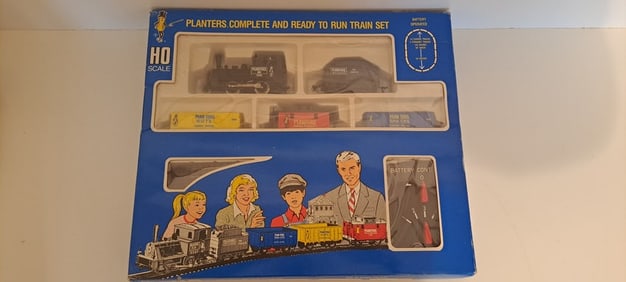 Planters Peanut HO train set