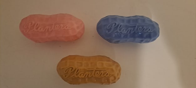 (3) Planters Peanut plastic peanuts