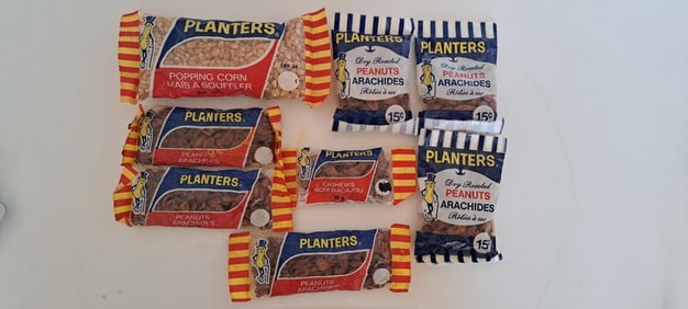 (8) packs Planters Peanut Canadian product
