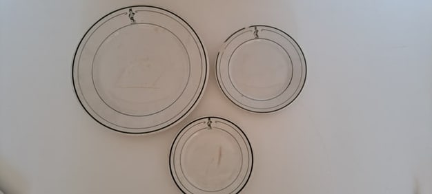 (3) Planters Peanut plates