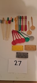 28 pc. lot plastic Mr. Peanut