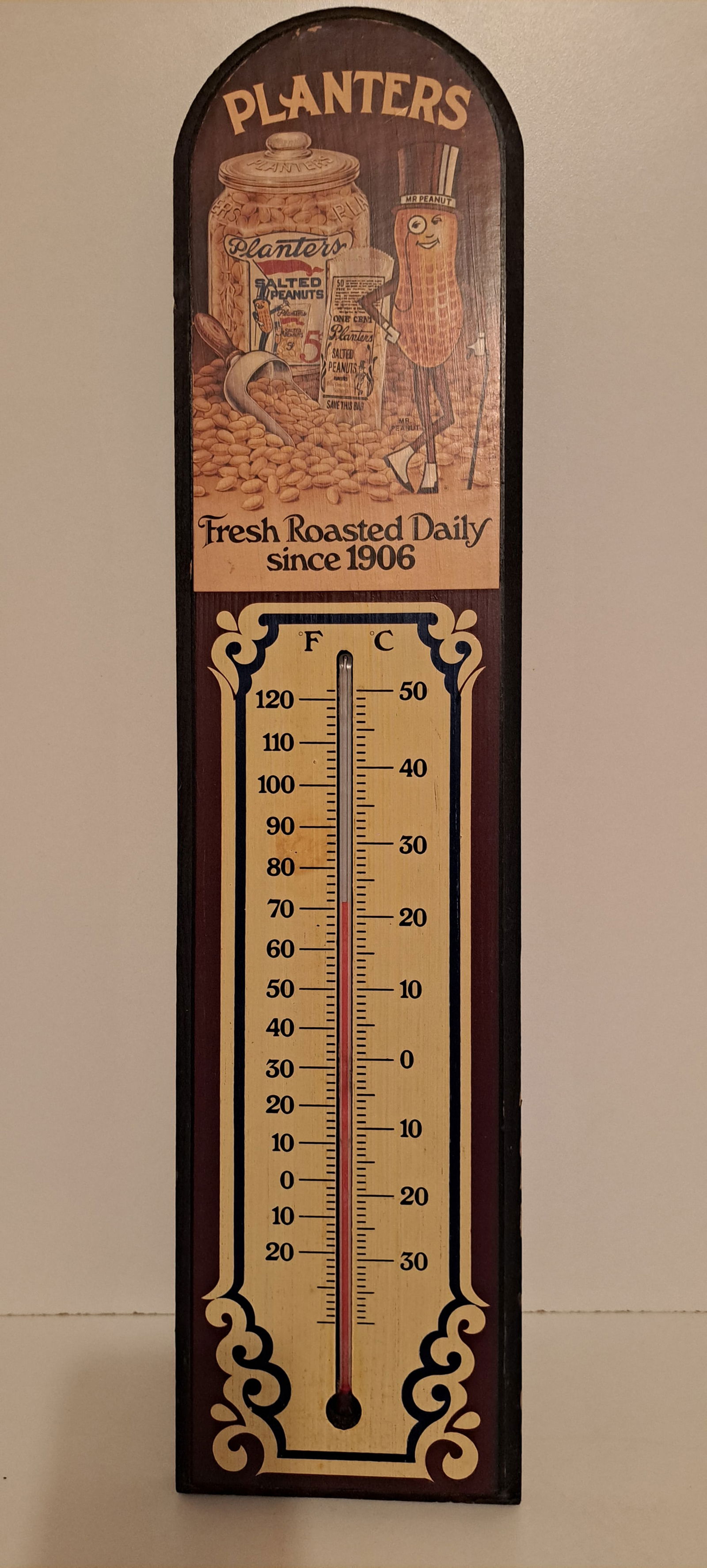 Planters Peanut wooden thermometer (1 of 2)