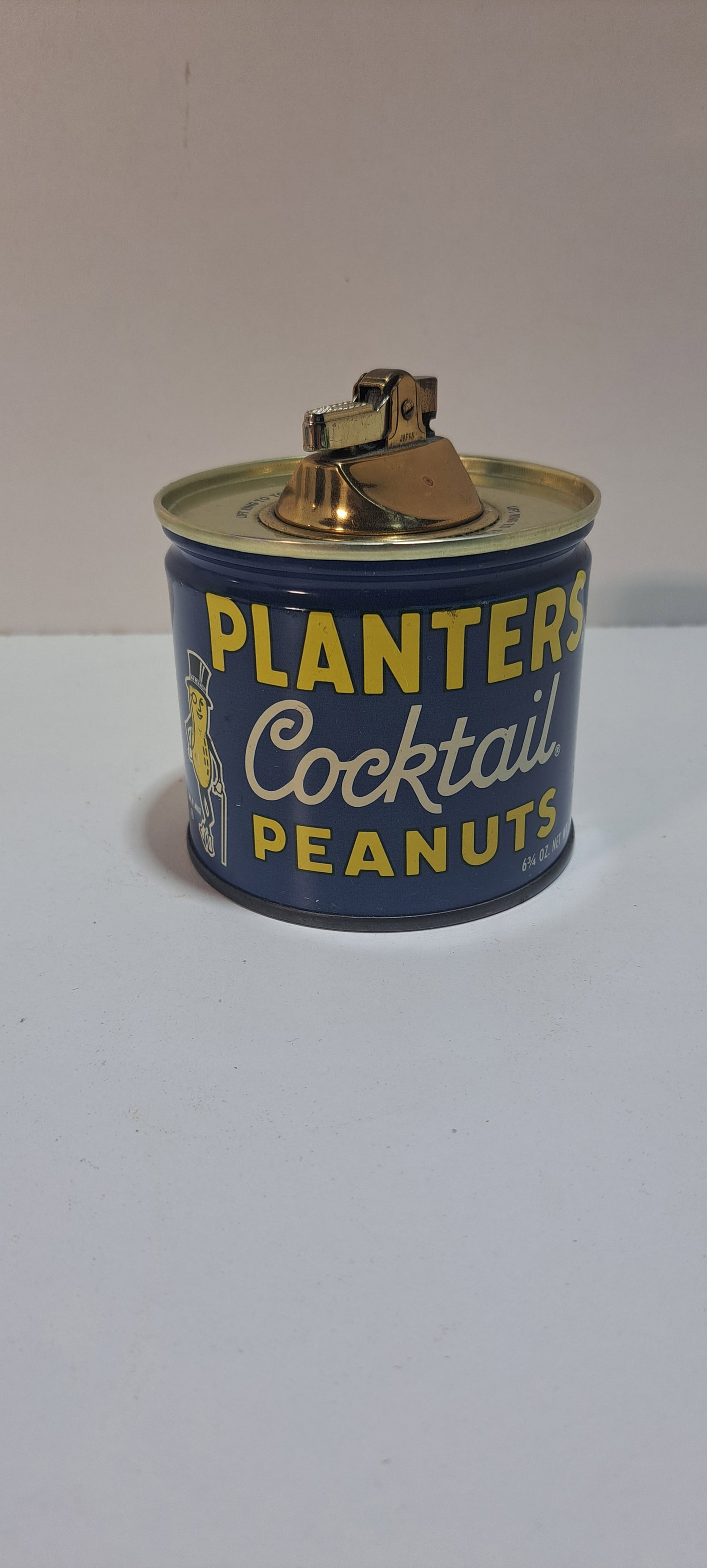 Planters Peanuts cocktail tin lighter - 3