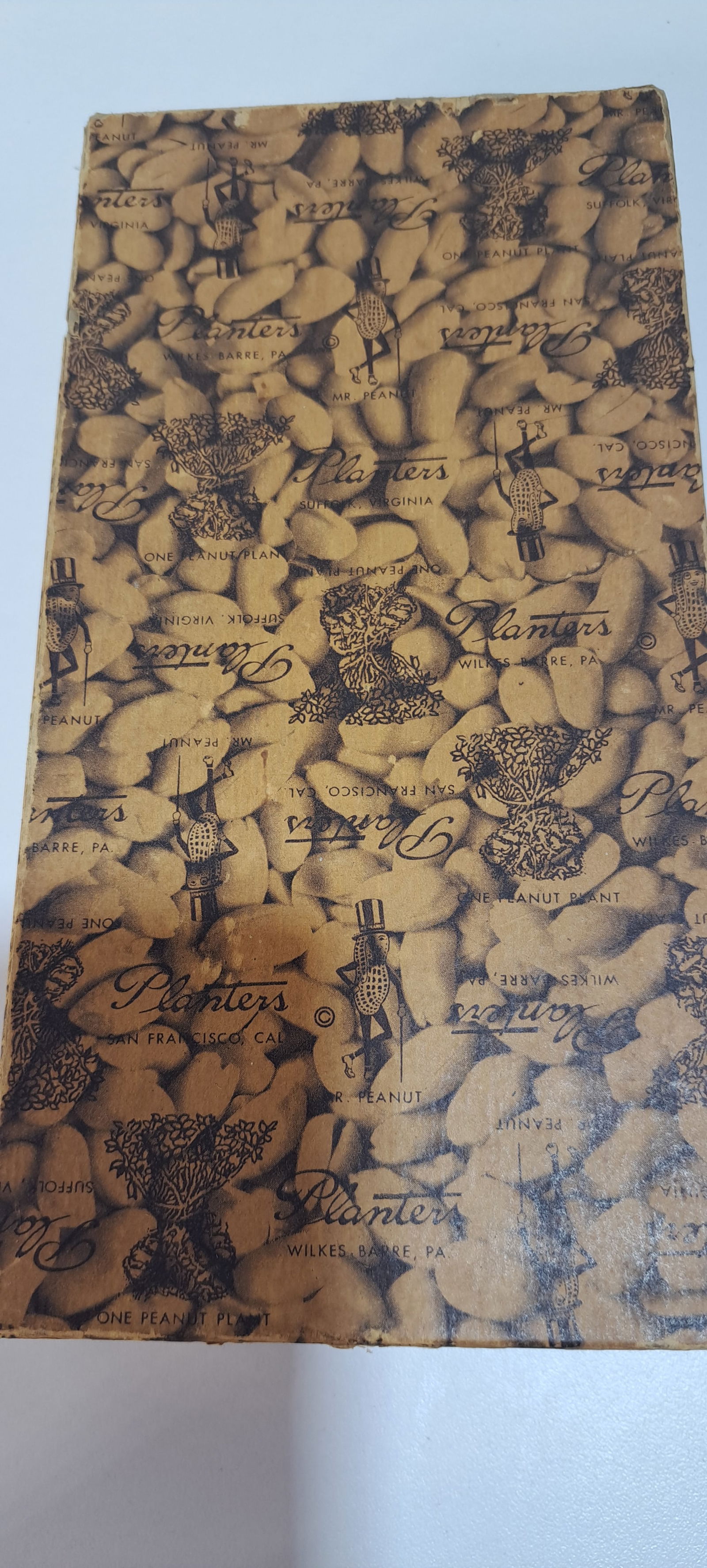 Planters Peanuts box - 7