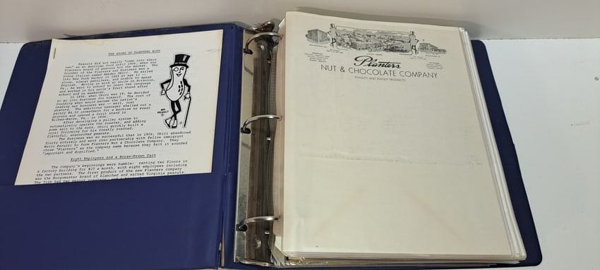 binder Planters Peanuts: large 3 ring binder full of Planters Peanuts/Mr. Peanut ephemera, including, letterheads, envelopes and many various peanut bags, good condition, binder is approx. 11" x 11.5" x 3", Please note: if