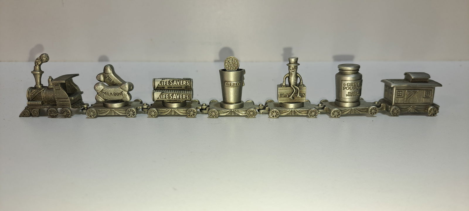 small Nabisco Brands train (1 of 4)