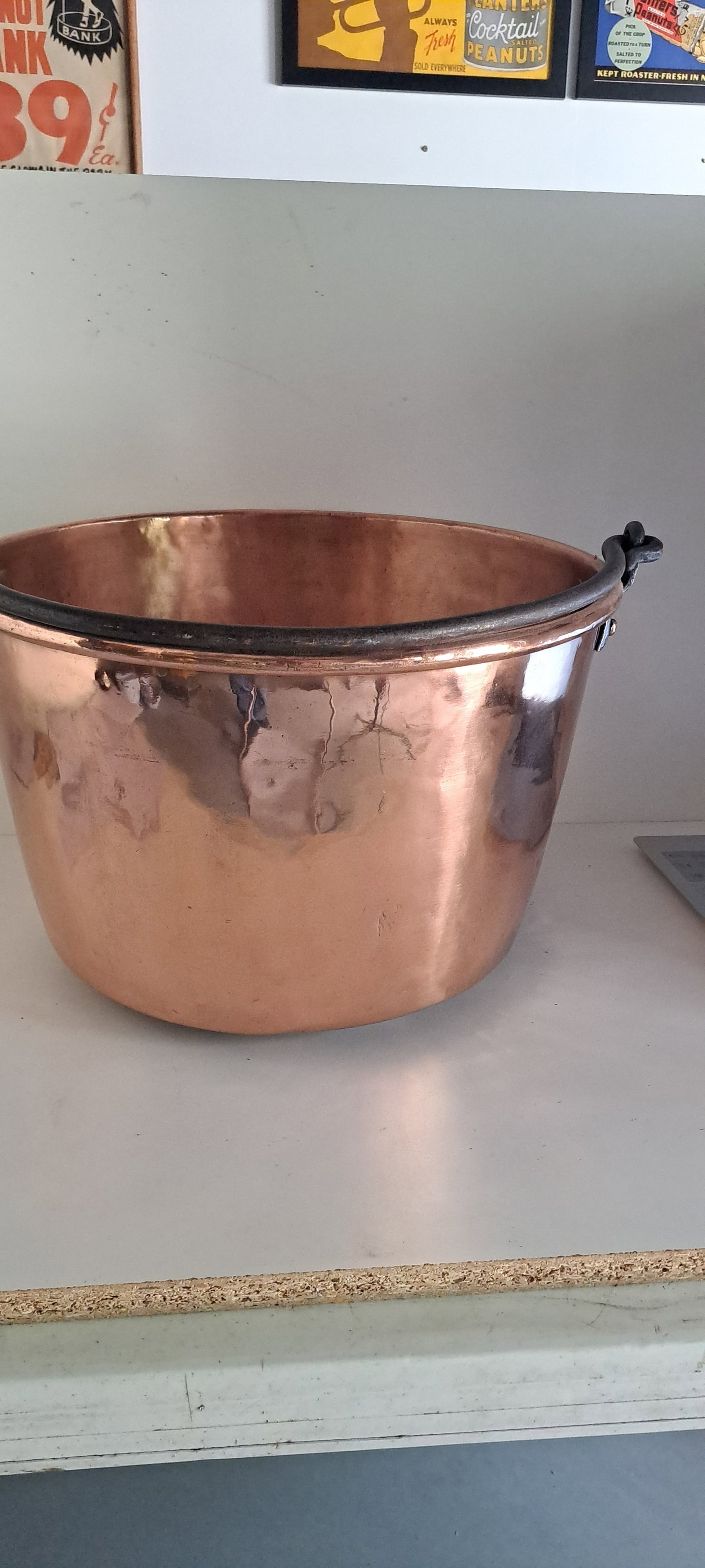 Large copper kettle (1 of 7)