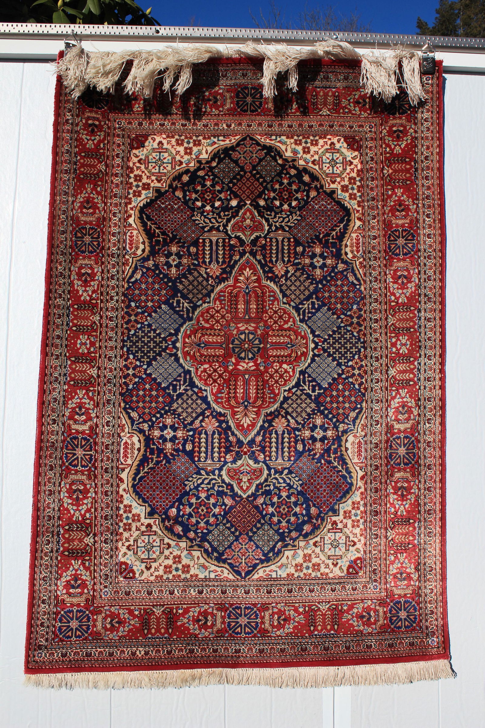 Very Fine Small Silk Kashan Rug (1 of 13)