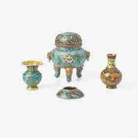 A group of four Chinese and Japanese cloisonn&#233; items &#21476;&#20013;&#22283;&#26085;&#26412; (1 of 4)