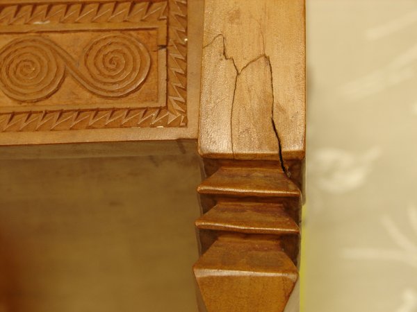 Russian lift top wooden treasure box, carved swirl - 3