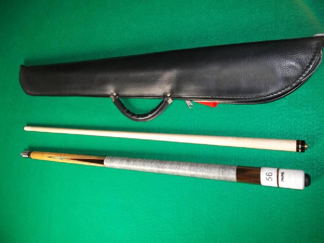Palmer Custom Cue, 2 piece, 58", 20 oz, soft: Palmer Custom Cue, 2 piece, 58", 20 oz, soft black vinyl case with handle by Yong Cheng, Taiwan, 32" l,black vinyl case with handle by Yong Cheng, Taiwan, 32" l