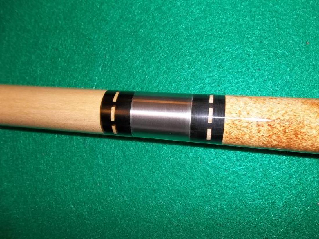 Palmer Custom Cue, PB 7, not straight, 2 piece,: Palmer Custom Cue, PB 7, not straight, 2 piece, 58", 20 oz, 4 point, in plastic sleeve,58", 20 oz, 4 point, in plastic sleeve