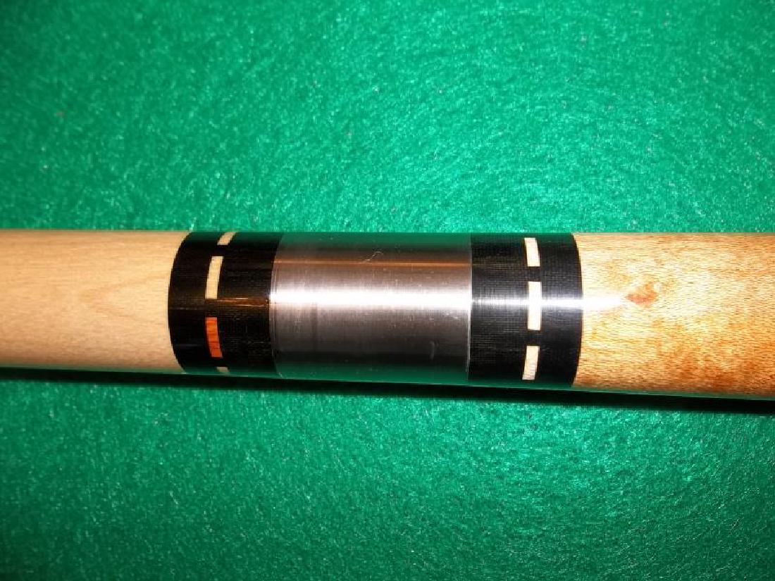 Palmer Custom Cue, PB 9, 2 piece, 58", 19 oz,: Palmer Custom Cue, PB 9, 2 piece, 58", 19 oz, pearl and wood inlay, butt end is dirty, in plastic sleeve,pearl and wood inlay, butt end is dirty, in plastic sleeve