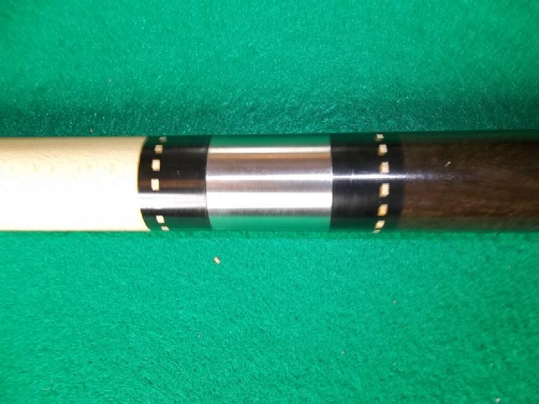 Palmer Custom Cue, PM 10, 2 piece, 58", 20 oz,: Palmer Custom Cue, PM 10, 2 piece, 58", 20 oz, pearl inlay, in plastic sleeve,pearl inlay, in plastic sleeve