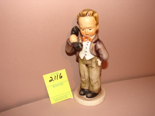 Hummel Figurine, "Hello," Hum 124/0, TM 5, Ht 5 3