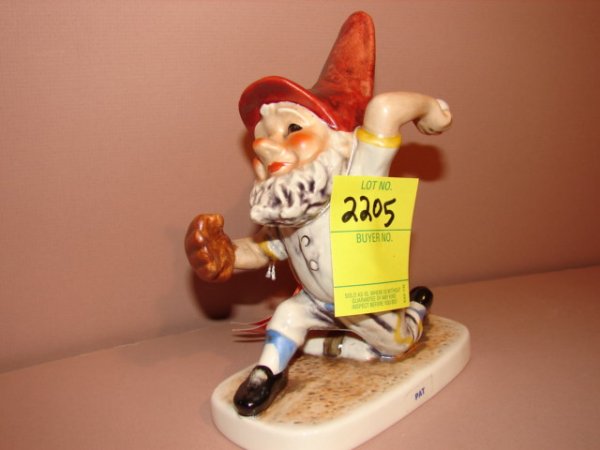 Hummel Figurine, Goebel, Pat, 529/16, TM 6, Ht 6