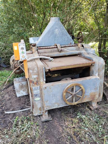 Buss 30"x8" planner, type 44: Buss 30"x8" planer, type 44