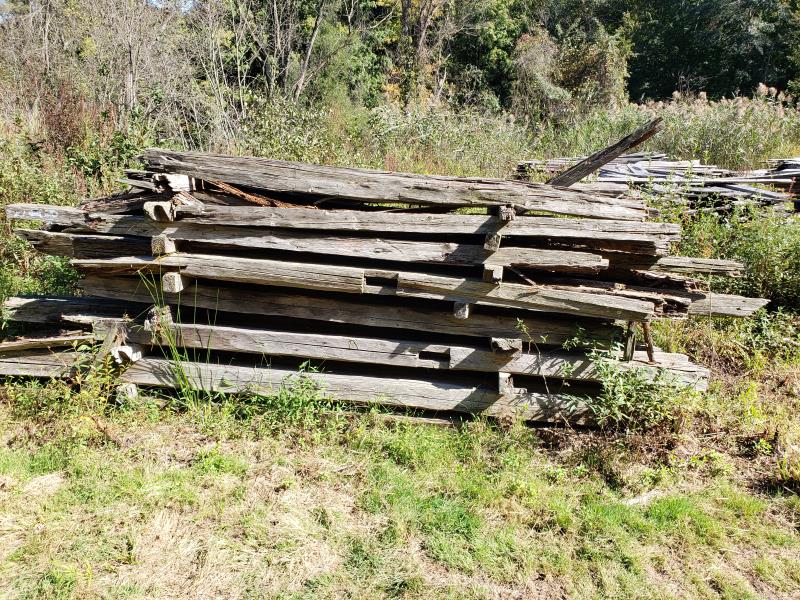 1 Stack of beams, 4'x5'x10' including 4"x4" & 6"x6" (1 of 2)