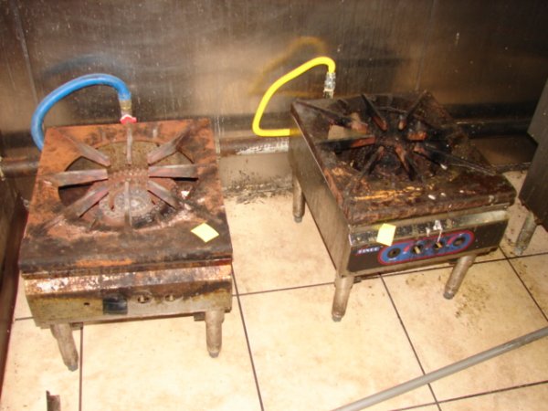 Binko Natural Gas one burner floor stove