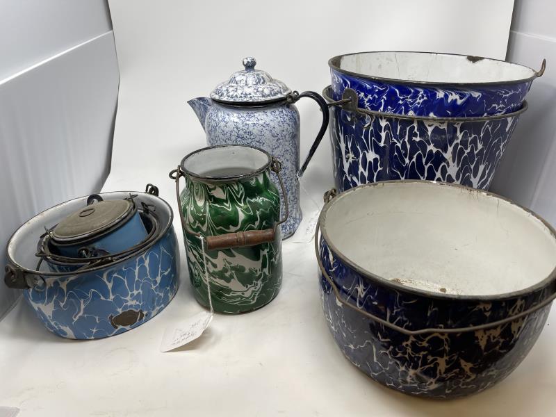 10 Pieces of Agate Ware blue and green, including one: blue and green, including one teapot, one cream jug, 2 large pails, 6 assorted pails