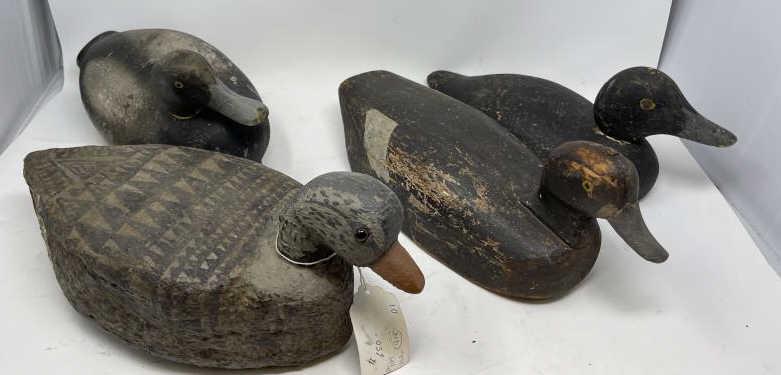 4 Duck Decoys, 1 cork body: 4 Duck Decoys, 1 cork body