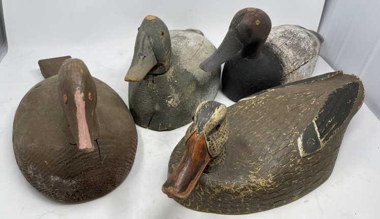 (4) Duck Decoys: (4) Duck Decoys