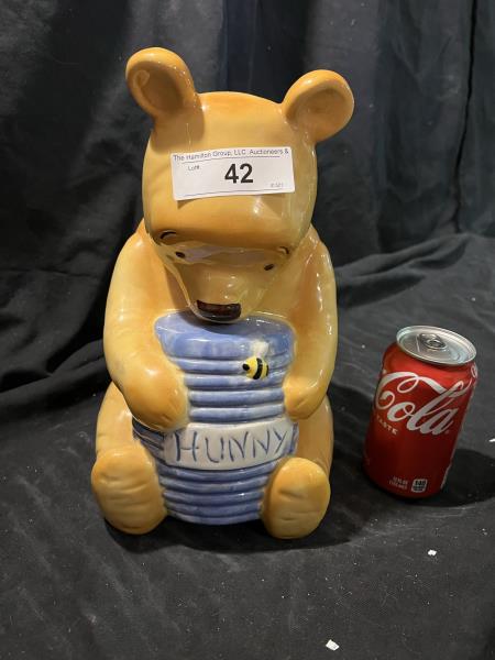 Disney Winnie The Pooh with Blue Honey Pot Cookie (1 of 11)