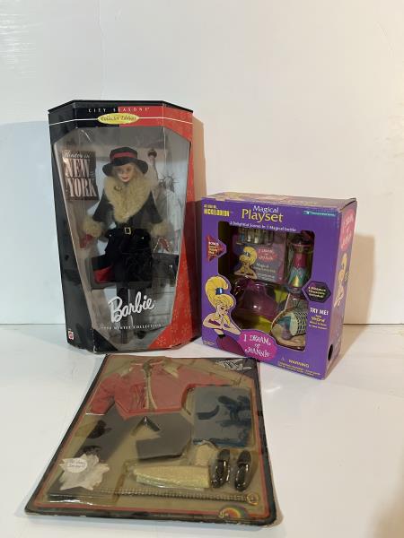 Mattel Barbie Doll Winter Collection City Season (1 of 19)