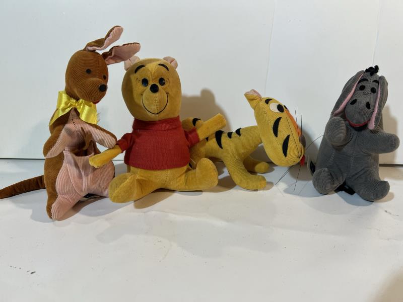 Lot of (4) Winnie The Pooh Stuffed Toys, Gund,: Lot of (4) Winnie The Pooh Stuffed Toys, Gund, 1965