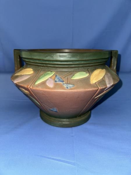 Roseville Planter, double handled, Vintage Rosevil (1 of 9)