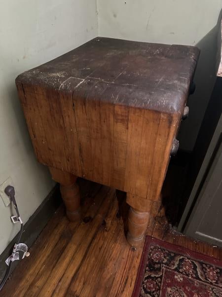 Butcher Block Table, Maple, one corner is separati (1 of 8)