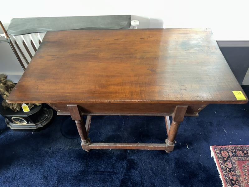 Dough Box, Antique, dovetailed, 1 ft top stretcher (1 of 5)