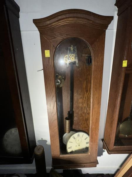 Wall Clock, The Standard Electric Time Co., oak ca (1 of 3)