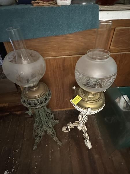 2 Lamps, parlor, metal bases, 32" to top of shade (1 of 5)