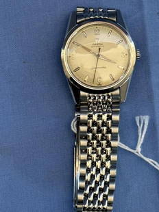 Omega Seamaster Automatic Wrist Watch, with omega: Omega Seamaster Automatic Wrist Watch, with omega bandUnless You Are A Liveauctioneers Premium Bidder This Lot Must Be Paid For By Cash, Bank Check or Wire Transfer.