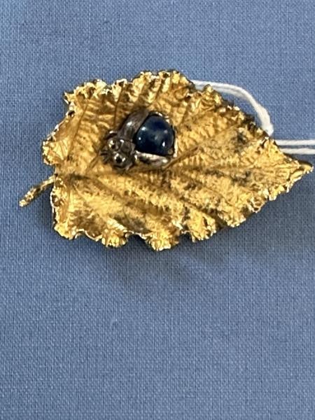 Pin Napier, sterling leaf, with bug, 2"x1.5": Pin Napier, sterling leaf, with bug, 2"x1.5"Unless You Are A Liveauctioneers Premium Bidder This Lot Must Be Paid For By Cash, Bank Check or Wire Transfer.