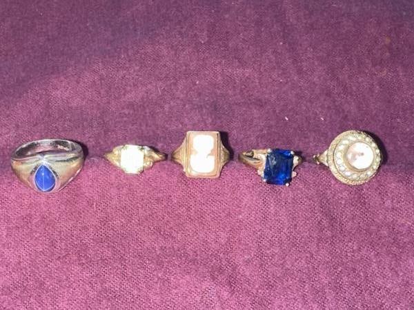 5- 10K Gold Rings, assorted stones (20 grams) (1 of 3)