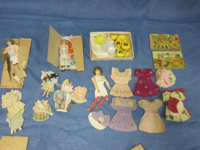 Large Lot Paper Dolls, (2) Puzzles & Doll Tea Set: Large Lot Paper Dolls, (2) Puzzles & Doll Tea Set