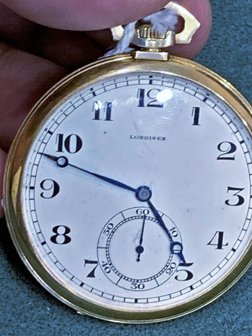 Reloj de bolsillo oro 18k.Longines con smalte: Reloj de bolsillo Longines de oro 18k.con smalte en tapa funcionando 47mm y pesa 68,8g.