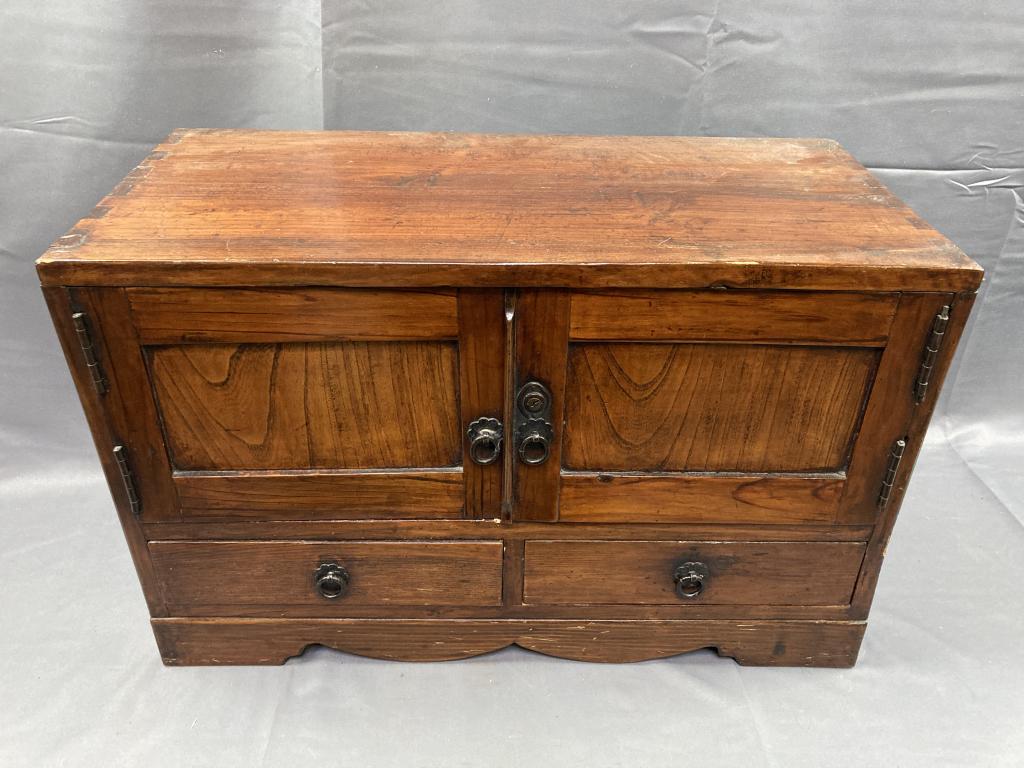 Vintage Japanese Tansu Chest (1 of 14)