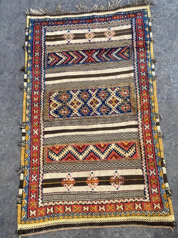 Vintage Handmade Moroccan Rug (1 of 11)